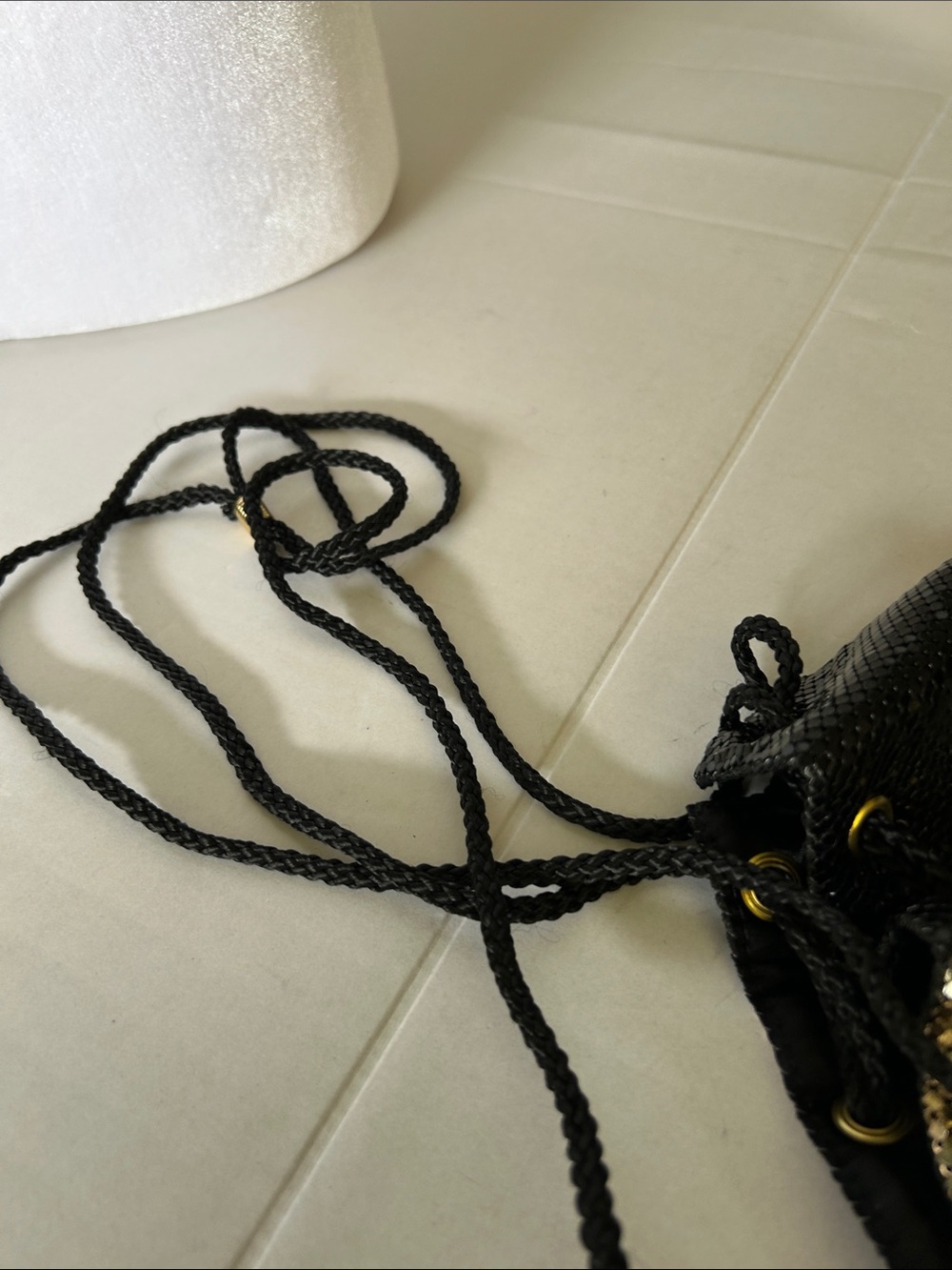 CREATIVE DESIGNS GOLD BLACK METAL MESH DRAWSTRING POUCH OR MINI BUCKET BAG - Picture 7 of 12